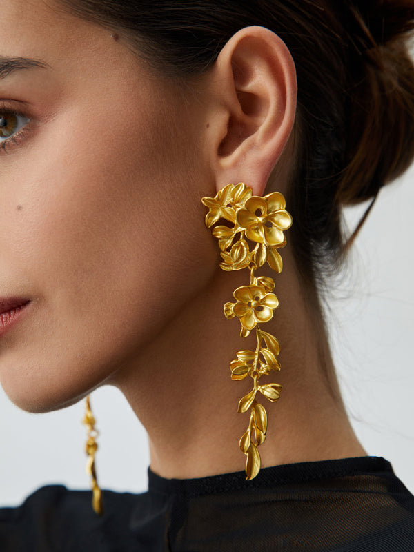 LOVEVVR Floral Fringed Earrings