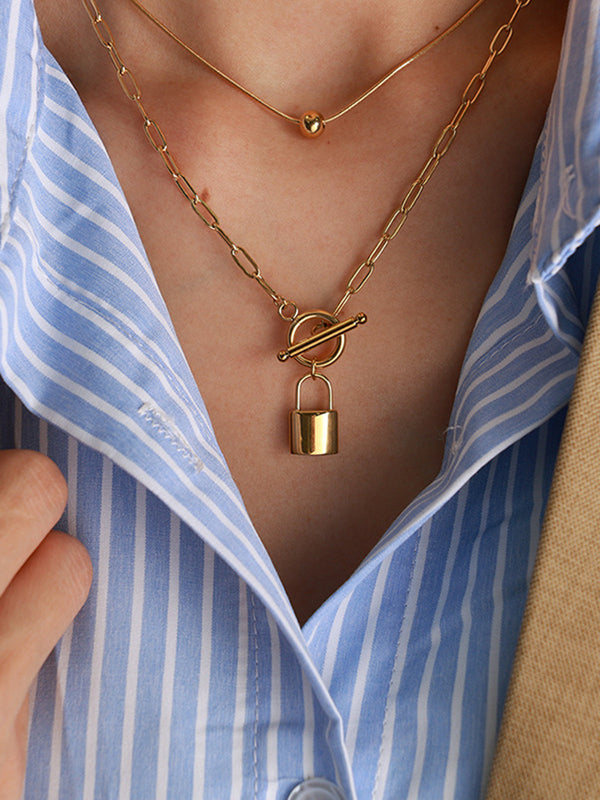 LOVEVVR Golden Padlock Necklace