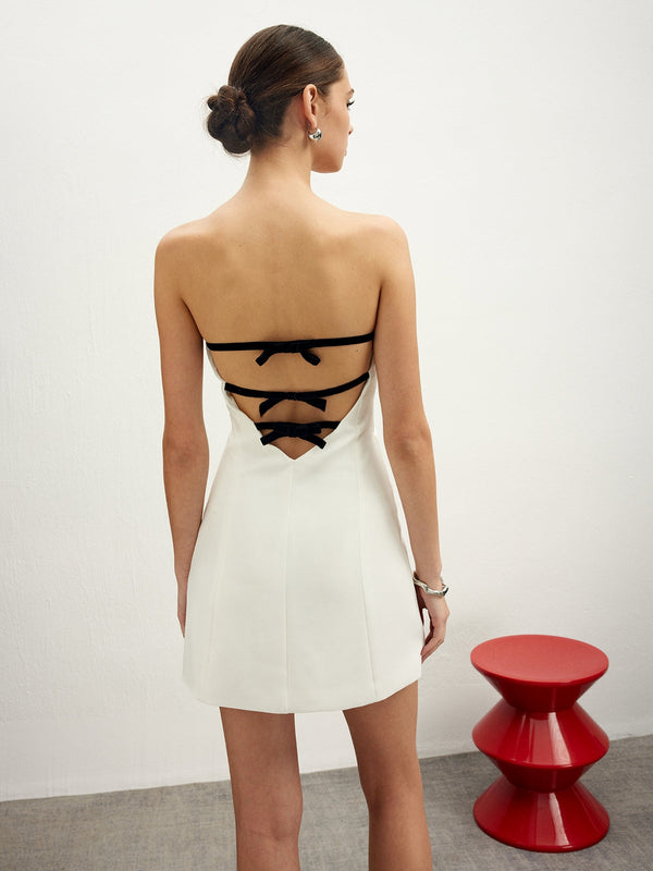 LOVEVVR Knotted Open Back Piping Tube Dress