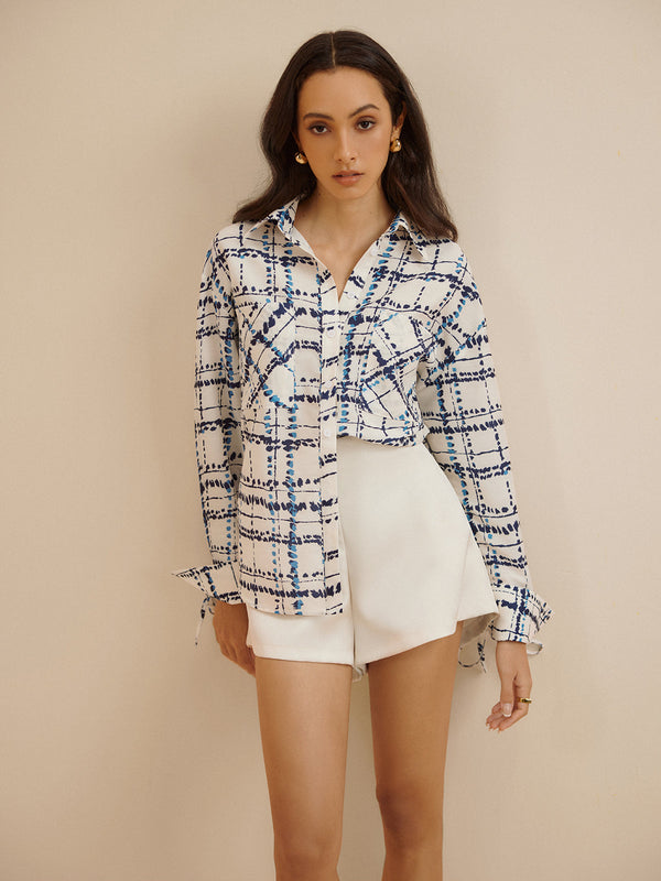 LOVEVVR Lapel Plaid Printed Pockets Shirt