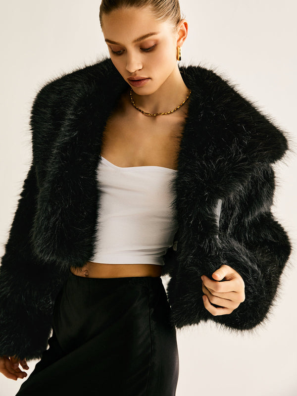 LOVEVVR Crop Faux Fur Warm Coat