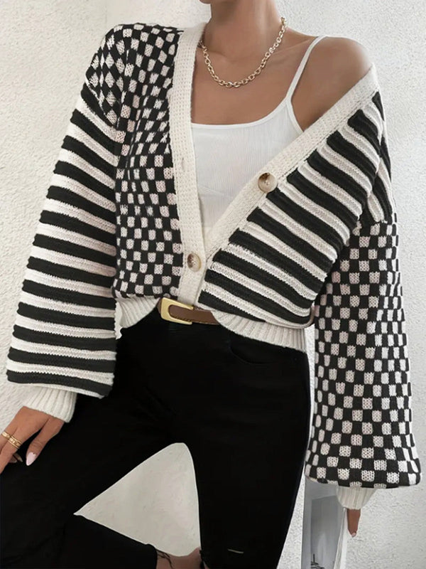 LOVEVVR Geometric-Pattern Crop Knit Outerwear