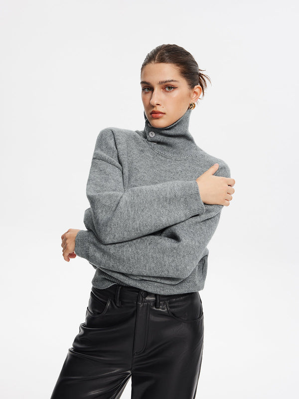 LOVEVVR Minimalist Button Turtleneck Sweater