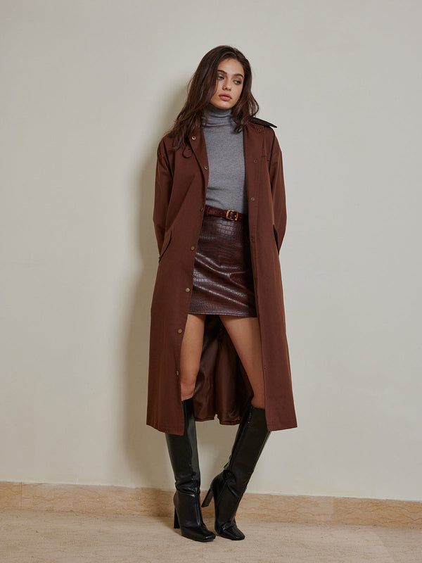 LOVEVVR Contrast Collar Pleated Trench Coat