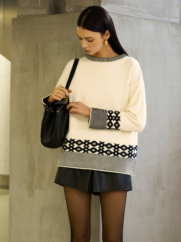 LOVEVVR Contrast Geometric Pattern Pullover Sweater